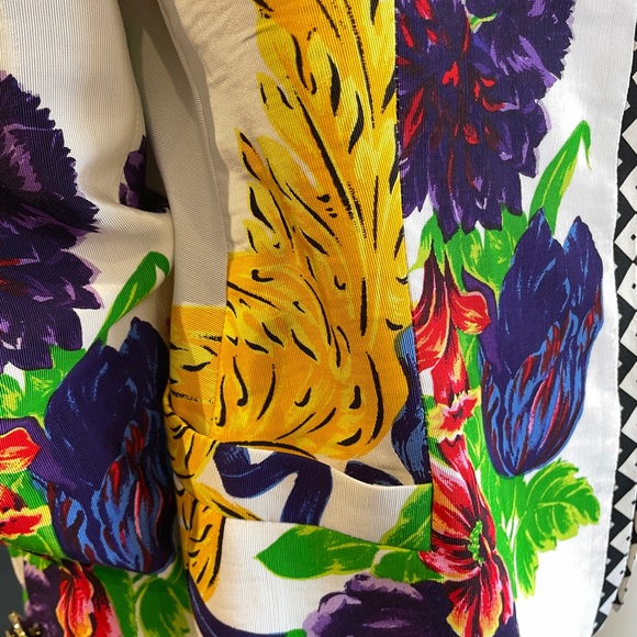 1990s Versace Jacket | Size 6 - Picture 4 of 12